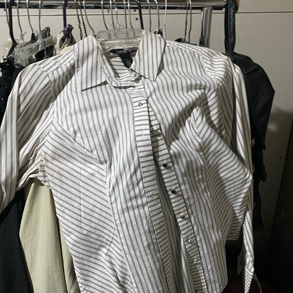 White House Black Market White and Gray Striped Button-Front Blouse